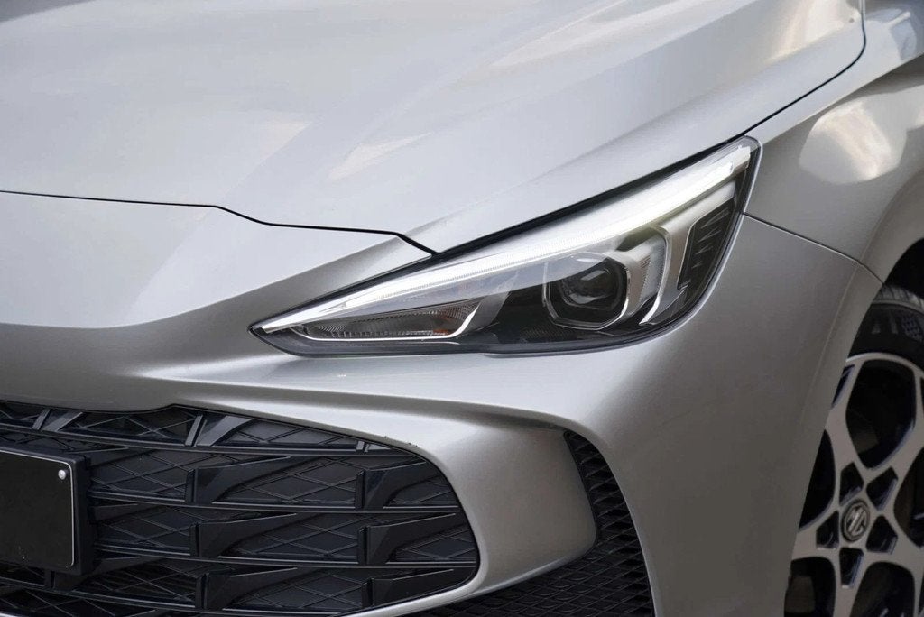 MG MG3 3 Hybrid+ Luxury*1ste eig*Topstaat! (automatique), Autos, Argent ou Gris, Achat, 143 kW, Noir