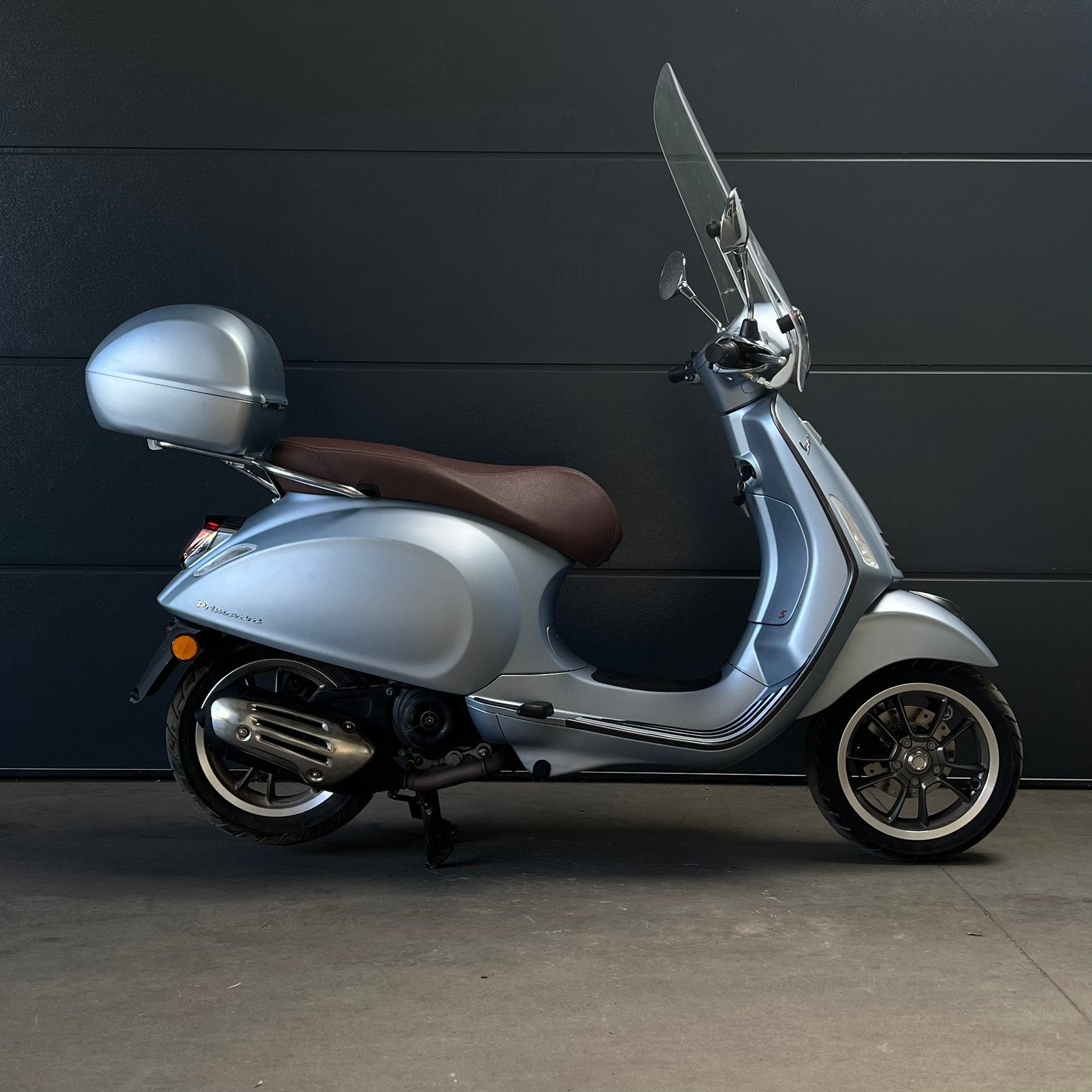 Vespa Primavera Sport A-klasse 50cc–1ste eig–Slechts 740 km!, Fietsen en Brommers, Ophalen, Zo goed als nieuw, Benzine, 50 cc