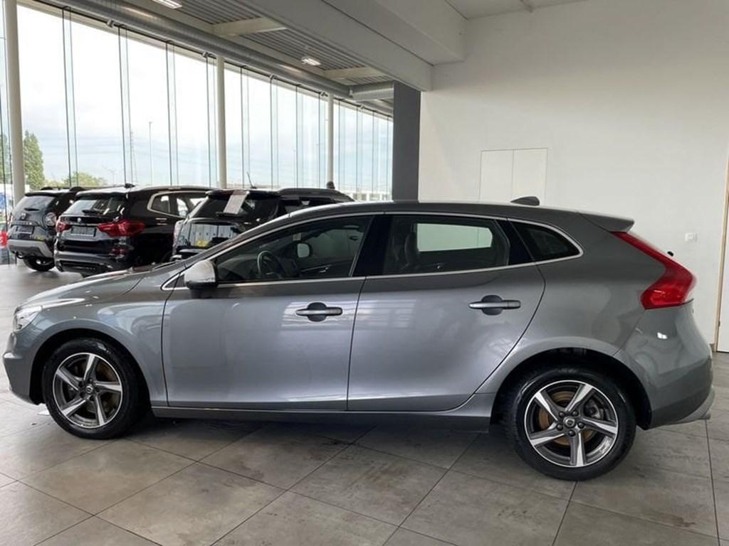 Volvo V40 R-Design / Automaat /, Auto's, Automaat, 120 pk, 99 g/km, 5 zetels