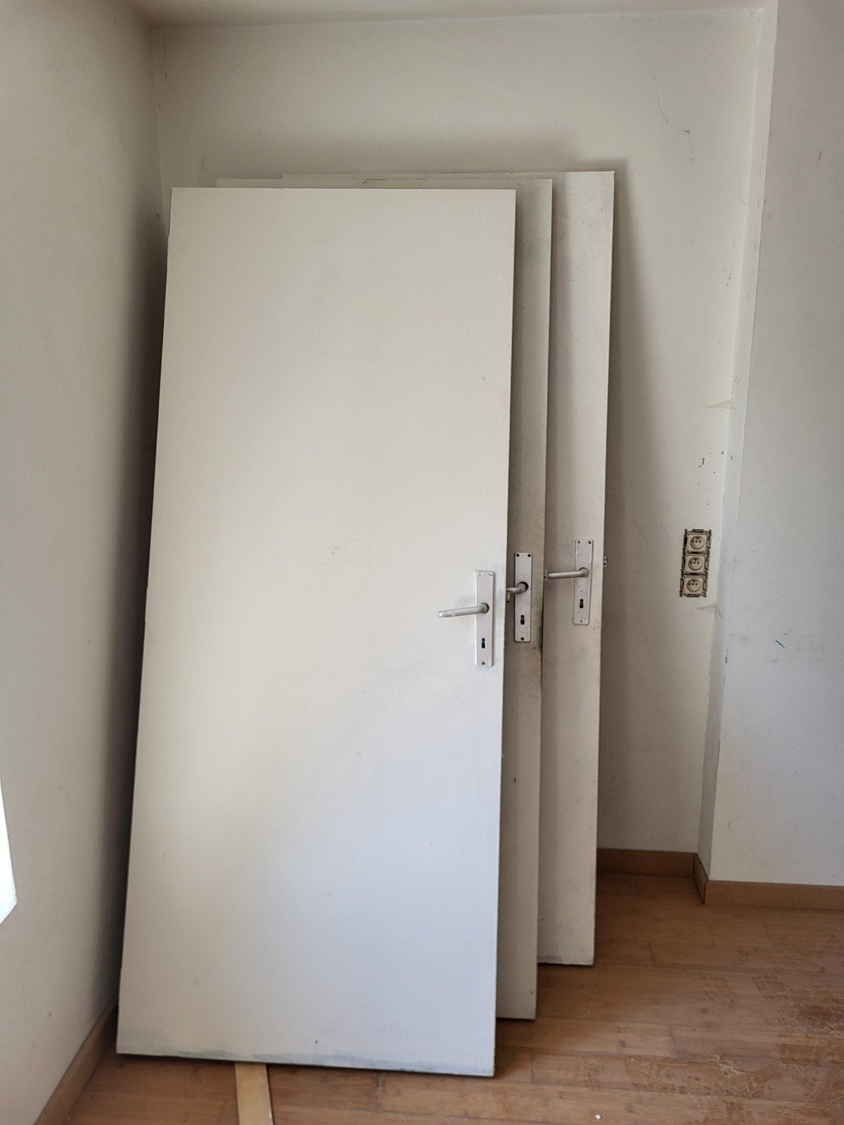 3 binnendeuren, Ophalen