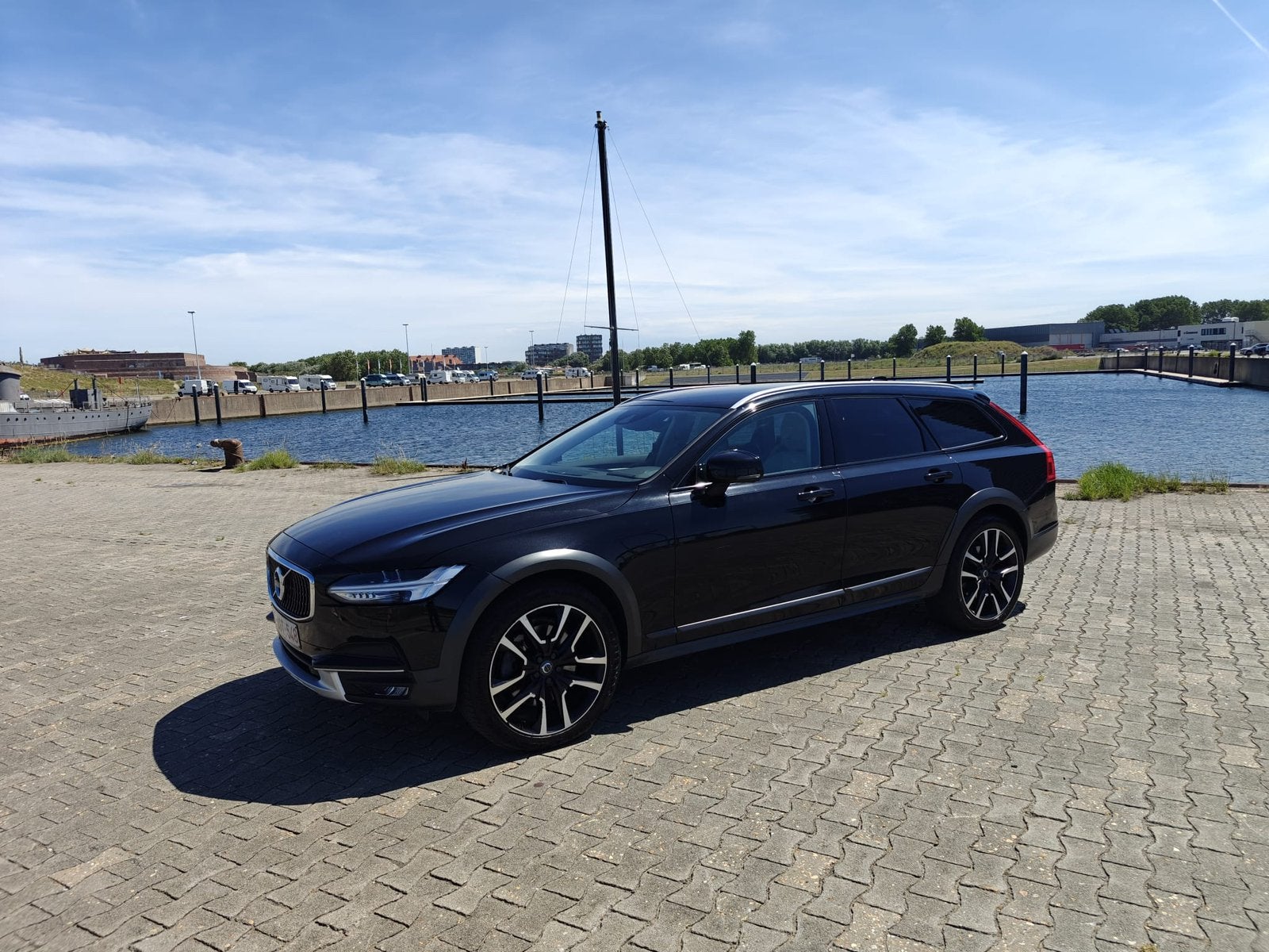 Volvo V90 Cross Country, Autos, Volvo, Cuir, Achat, V90, Entretenue par le concessionnaire