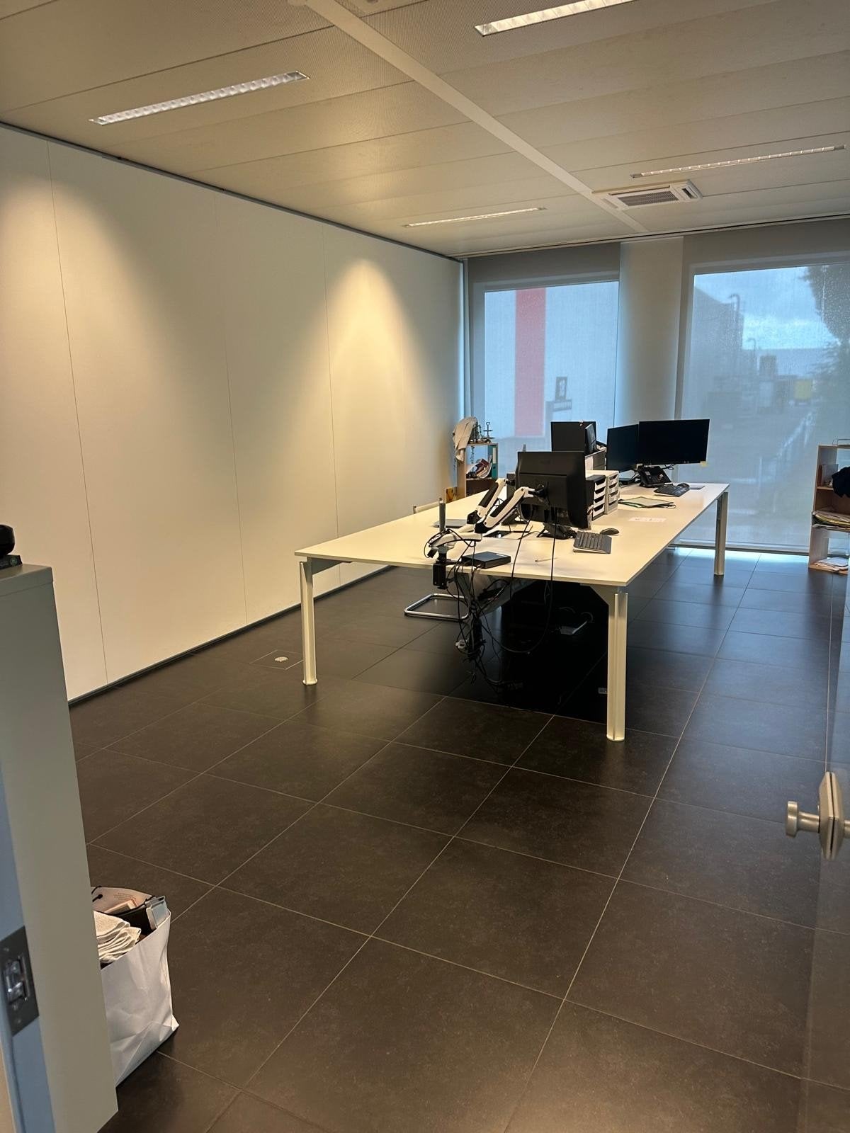 te huur kantoor, Zakelijke goederen, Huur