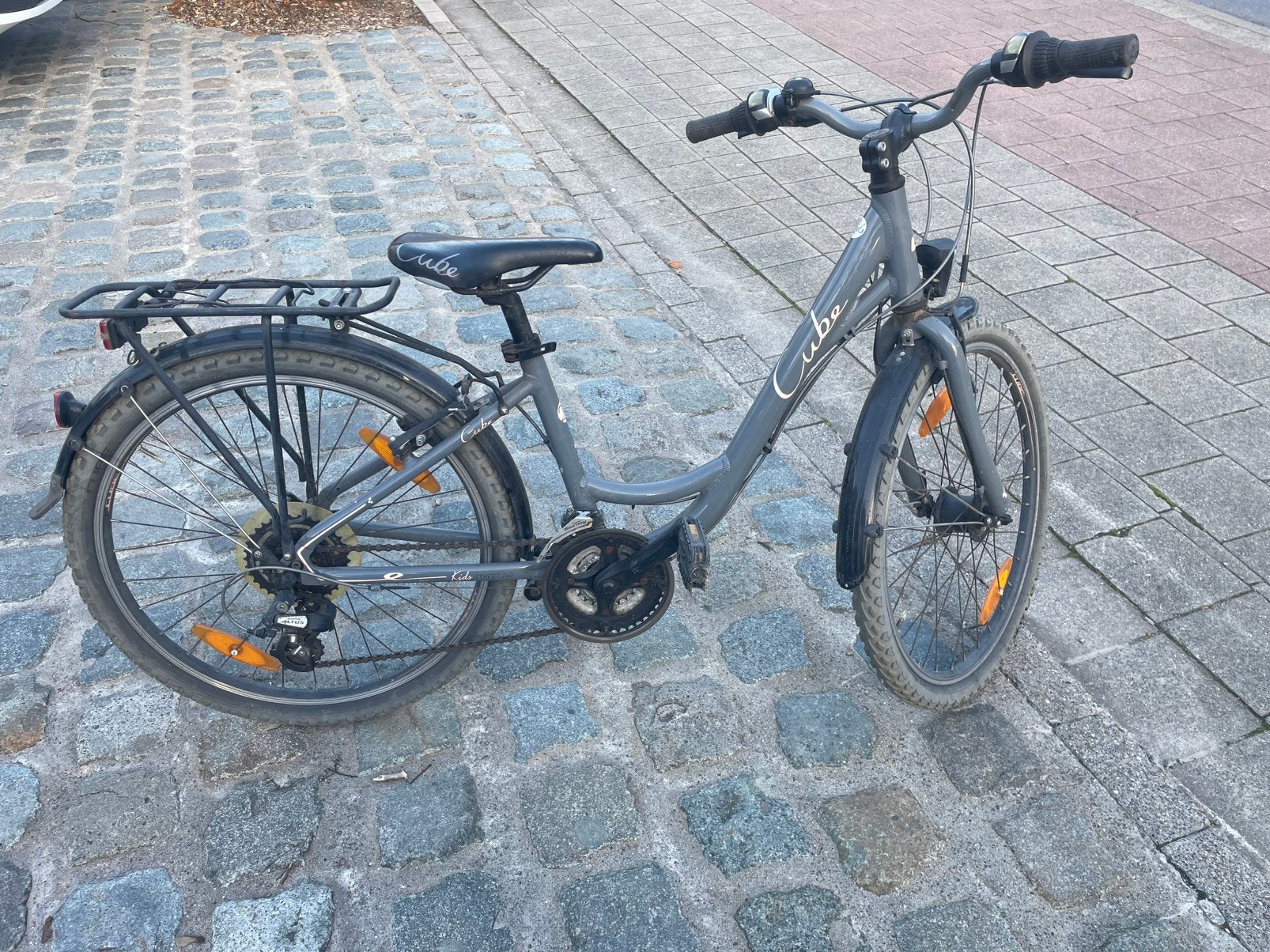 Cube 24inch kinderfiets, Fietsen en Brommers, Ophalen, Gebruikt, Velgrem, 20 inch of meer
