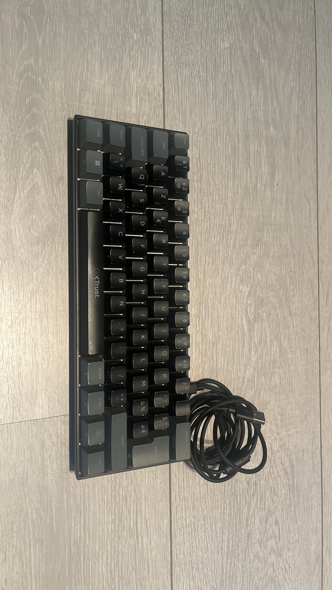 GX Trust toetsenbord, Informatique & Logiciels, Envoi, Azerty, Comme neuf
