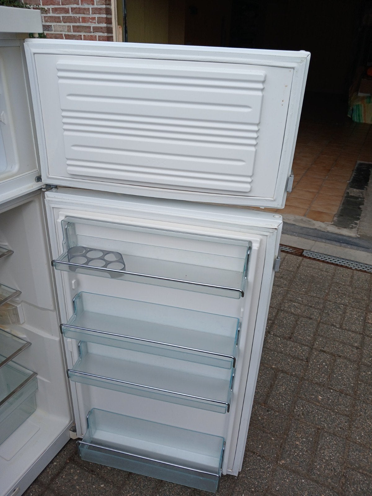 FRIGO-CONGÉLATEUR MIELE  240  L super A++++, Electroménager, Congélateurs, Moins de 60 cm, Congélateur, Classe énergétique A ou plus économe