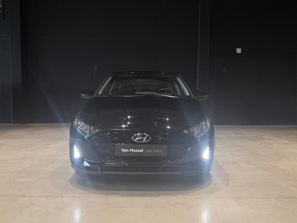 Hyundai i20 1.0 T-GDi 7-DCT 74kW Twist ALU VELGEN PARKEERCAM, Gebruikt, Automatische klimaatregeling, 5 zetels, 5 deurs