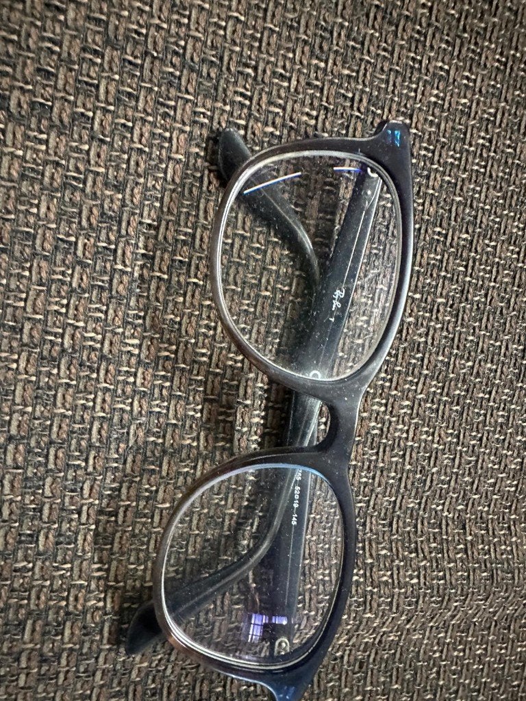 ray-ban montuur (glazen niet aangezien kras & op sterkte), Ophalen of Verzenden, Gebruikt, Bril, Ray-Ban