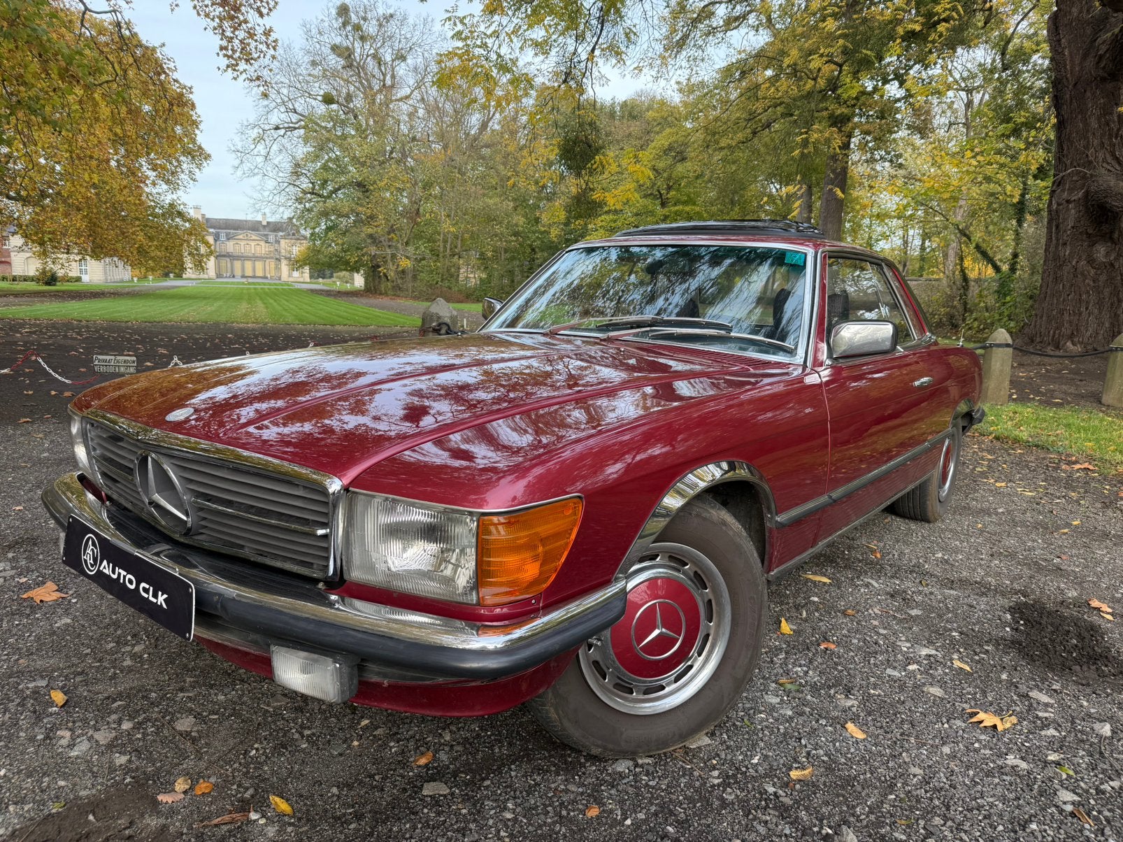 Mercedes SLC 350 1979 V8 Coupe Opendak SHOWROOM Staat, Auto's, Automaat, https://public.car-pass.be/vhr/344e35f6-4f77-4c8b-a5cb-eb6b55f33825
