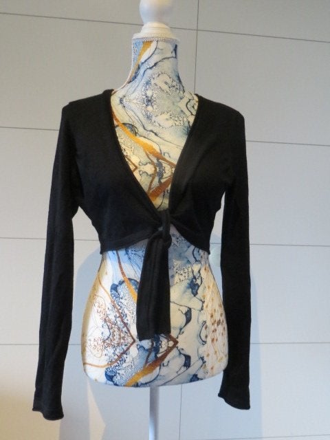 Zwarte bolero - nieuw - Mexx - Large - kort jasje, Vêtements | Femmes, Vestes & Costumes, Neuf, Taille 38/40 (M), Mexx, Enlèvement ou Envoi