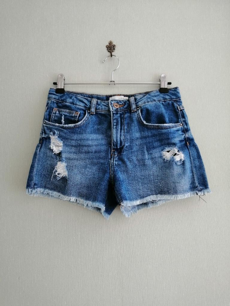 magnifique short en jean Zara taille 11/12 ans, Enfants & Bébés, Pantalon, Zara, Utilisé, Fille