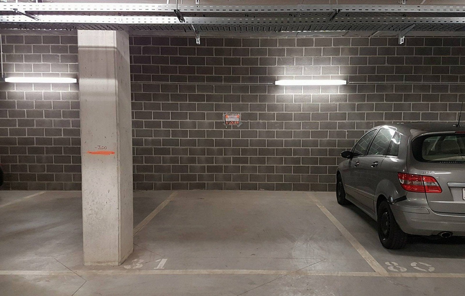 GARAGE A louer GENVAL(1332), Immo, Province du Brabant wallon
