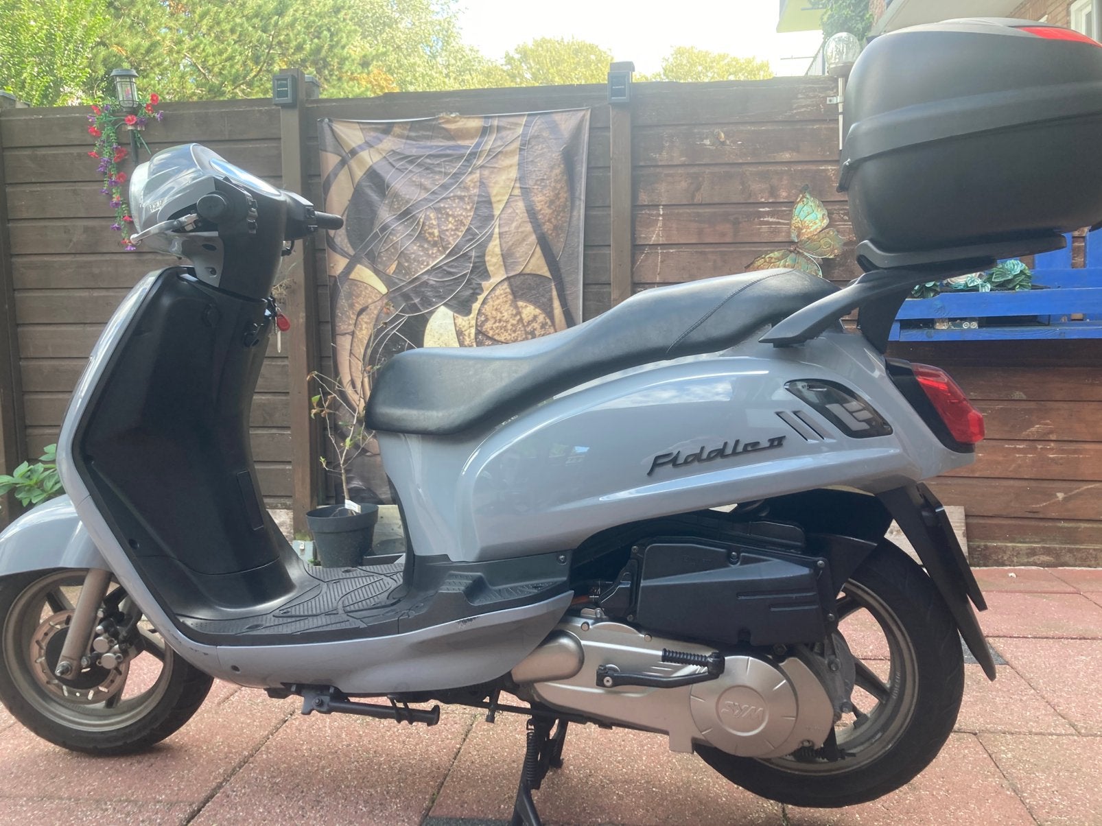 Sym fiddle. 125s (nardo grijs zgan), Ophalen, 125 cc, Zo goed als nieuw, Benzine