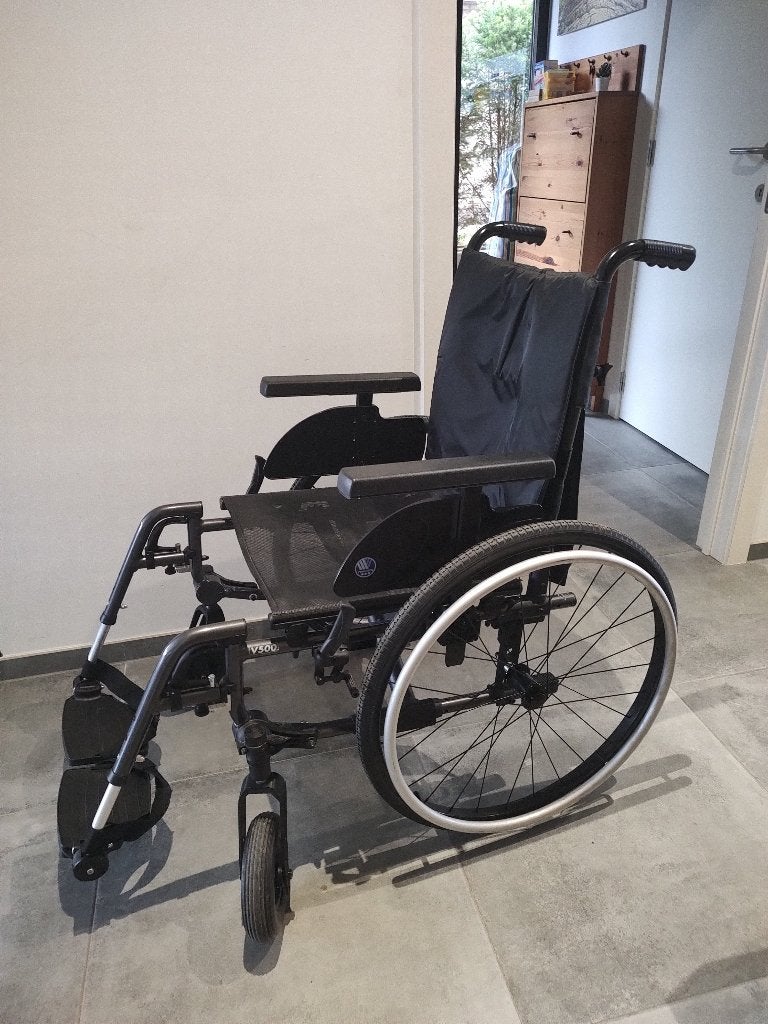 VERMEIREN V500 light rolstoel, Diversen, Ophalen, Zo goed als nieuw