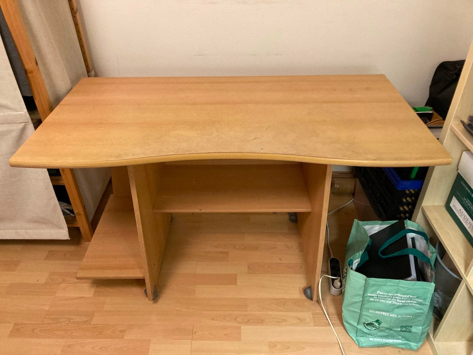 Bureau, Enlèvement, Utilisé