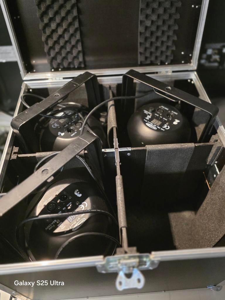 Showtec LED Par 64 Short

Pra, Informatique & Logiciels, Cartes vidéo, Enlèvement ou Envoi