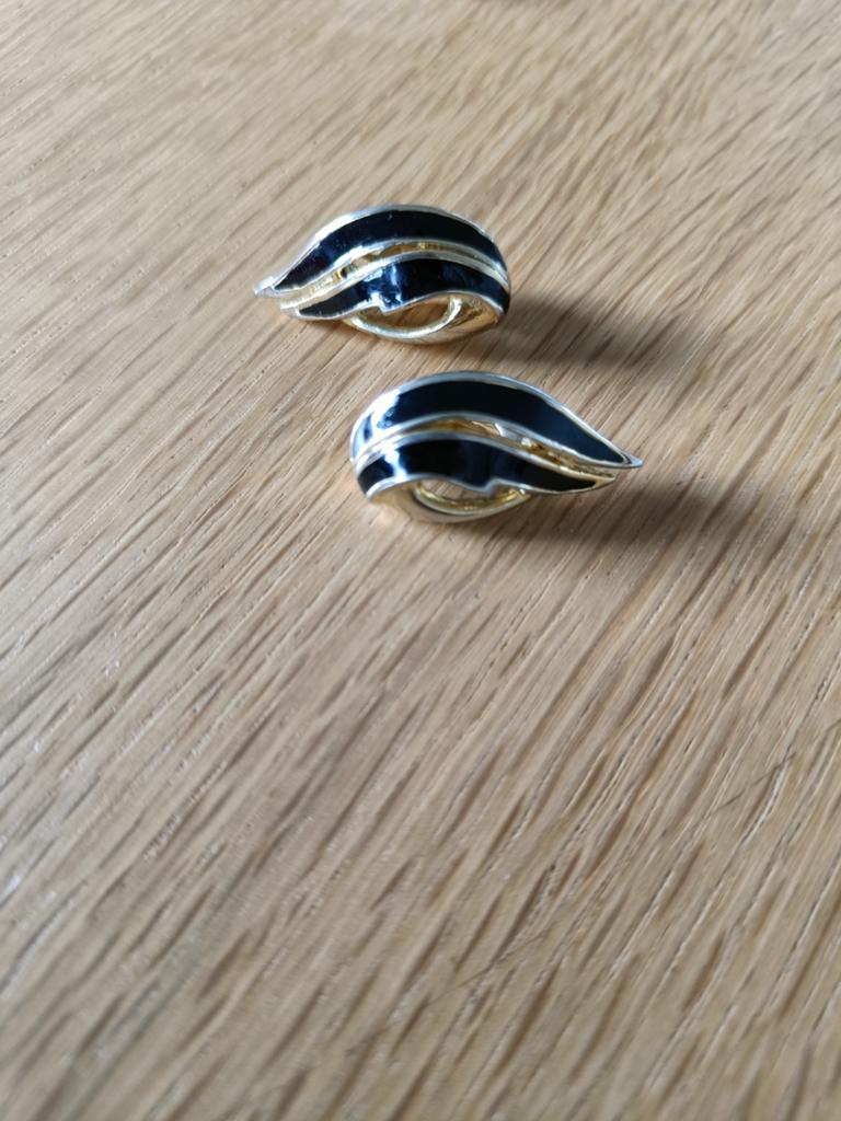 Clip on oorbellen vintage, Ophalen