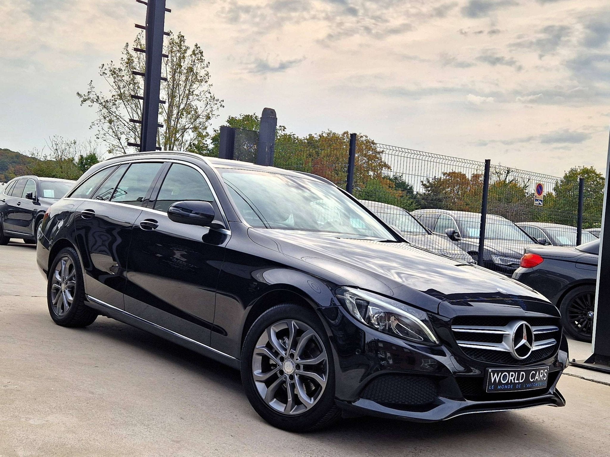 Mercedes-Benz C-Klasse 180 BREAK - BOITE AUTO - LED - XENON, Autos, Cuir, Achat, Feux de virage, 5 portes