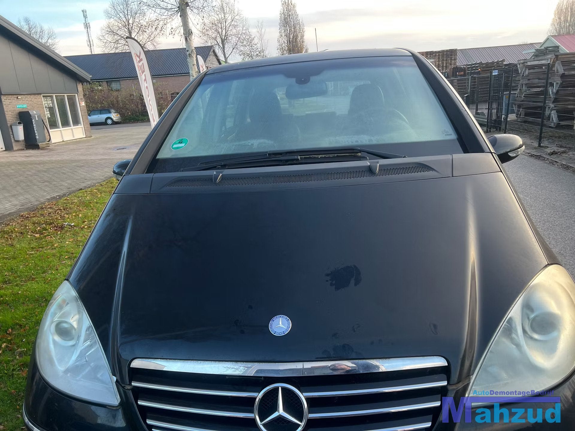 MERCEDES A KLASSE W169 Zwart 160 motorkap 2004-2012, Mercedes-Benz AG, Mercedes-Benz, Utilisé, Mercedesstrasse 120
70372  Stuttgart, DE