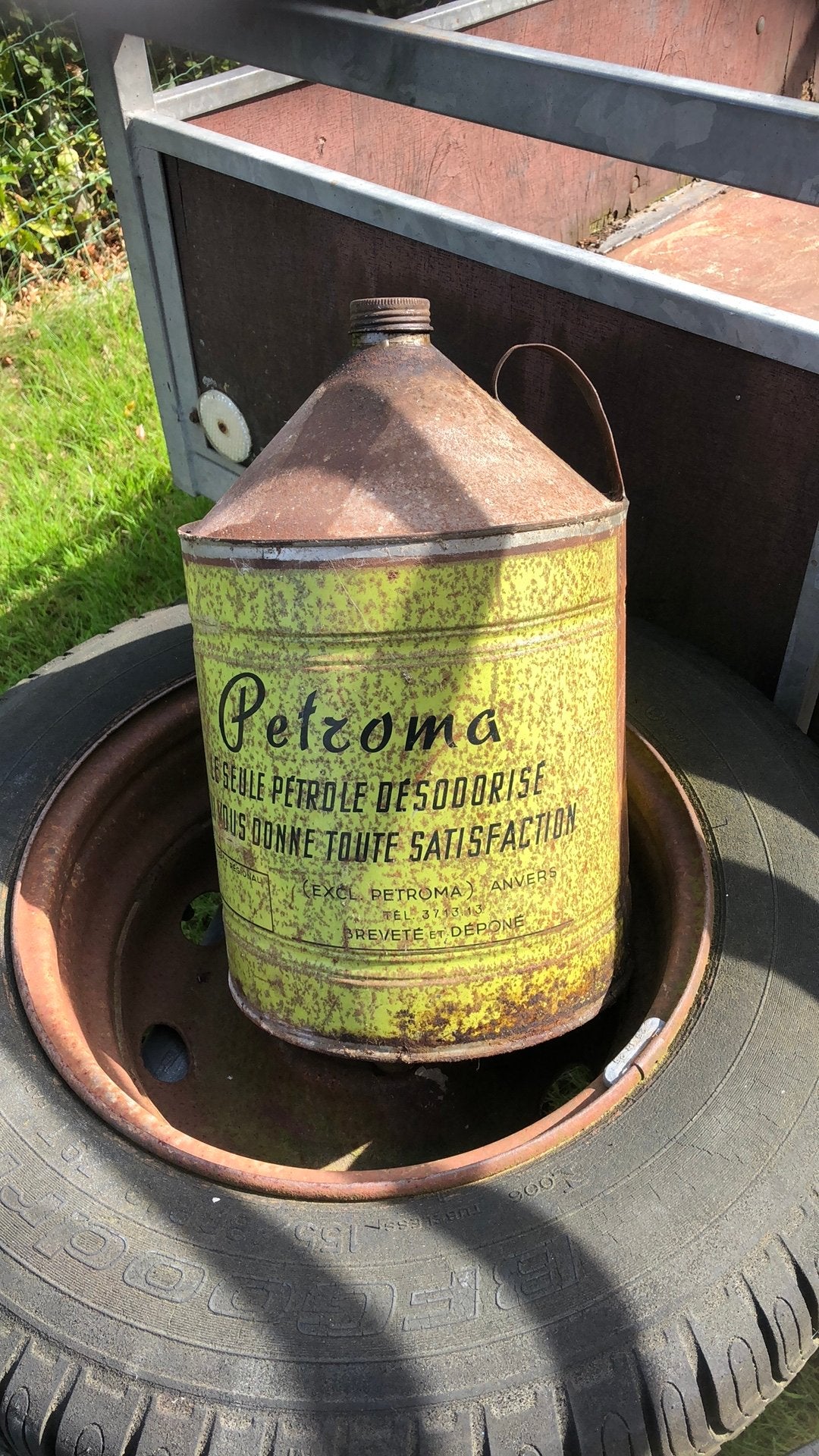 Anthiek petroleumkacheel, Antiek en Kunst, Ophalen