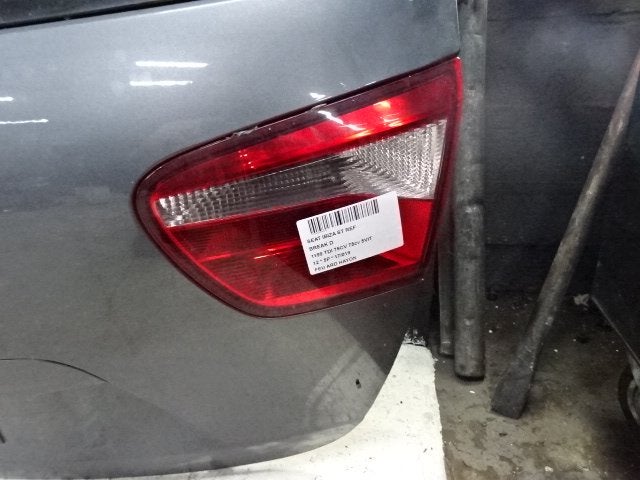PANNEAU ARRIÈRE DROIT AVEC LAMPE Seat Ibiza ST (6J8), Mevr. I. Hauben, Utilisé, Rue de l'Espoir 34 34
4030  GRIVEGNÉE, BE, Info@Collignon.be