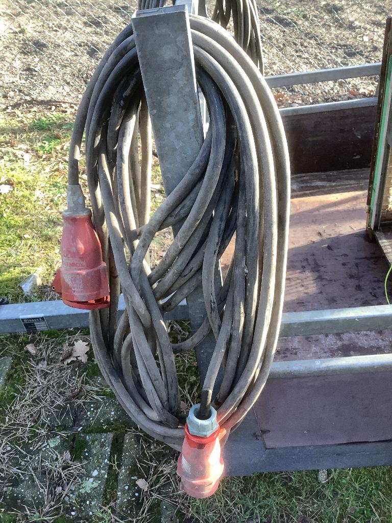 verlengkabel drijfkracht 5polig 23 meter op de kabel 5g2.5, Doe-het-zelf en Bouw, Elektriciteit en Kabels, Ophalen of Verzenden