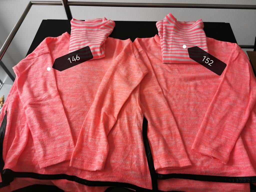 Pakket kledij voor meisjes met leeftijdsverschil van 2 jaar., Kinderen en Baby's, Ophalen of Verzenden