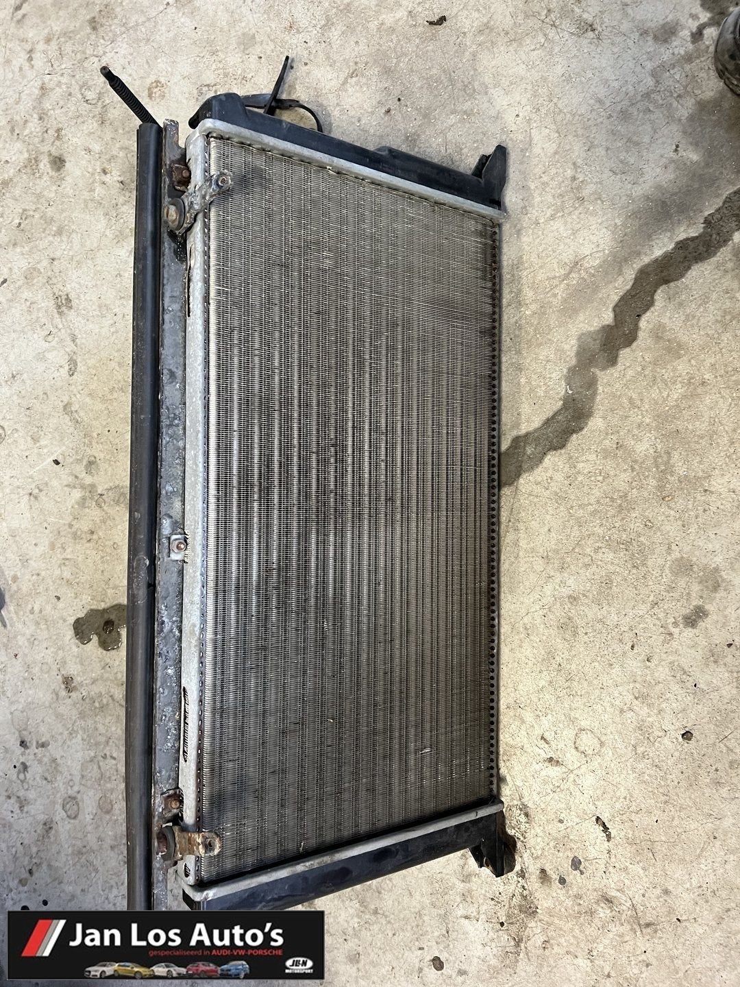 Audi 80 B3 radiateur, -, Origine de la pièce connue, Audi, Utilisé