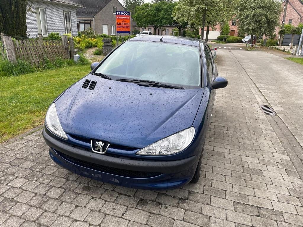 Peugeot 206, Boîte manuelle, Noir, 5 portes, Particulier