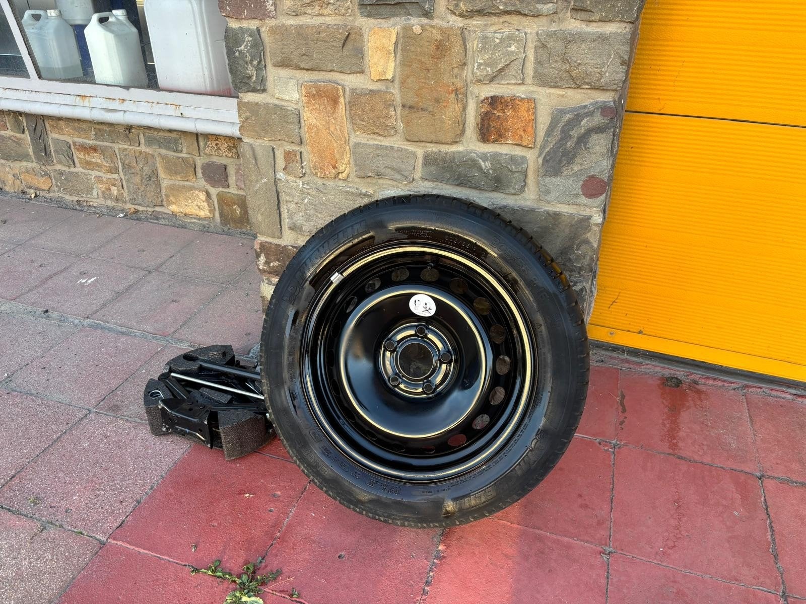 Roue de secours Renault,Dacia (205/55R16 ) galette neuf, Autos : Pièces & Accessoires, Enlèvement, Neuf, Suzuki