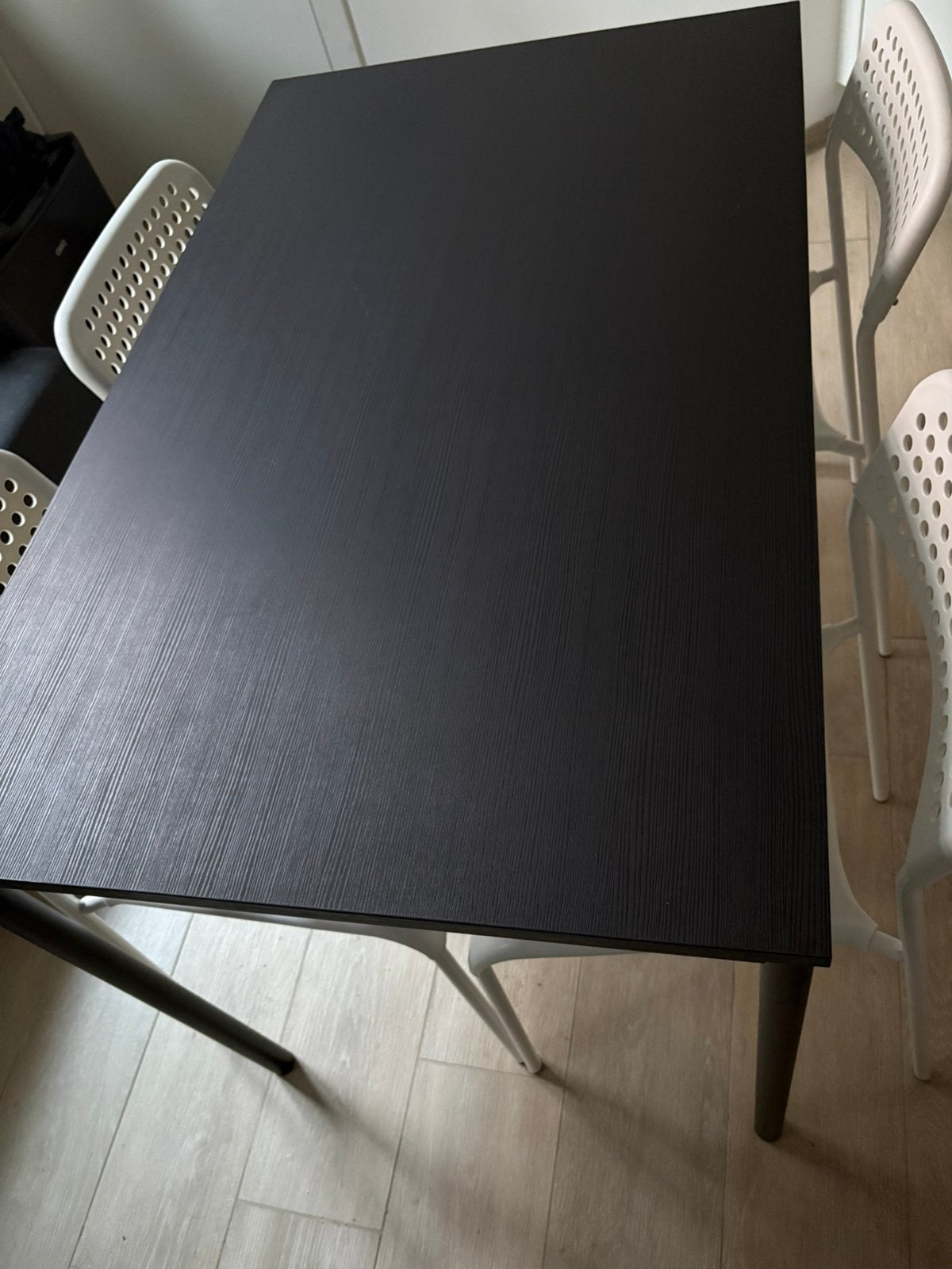 Table et 4 chaises, Quatre personnes, 50 à 100 cm, Comme neuf, Enlèvement