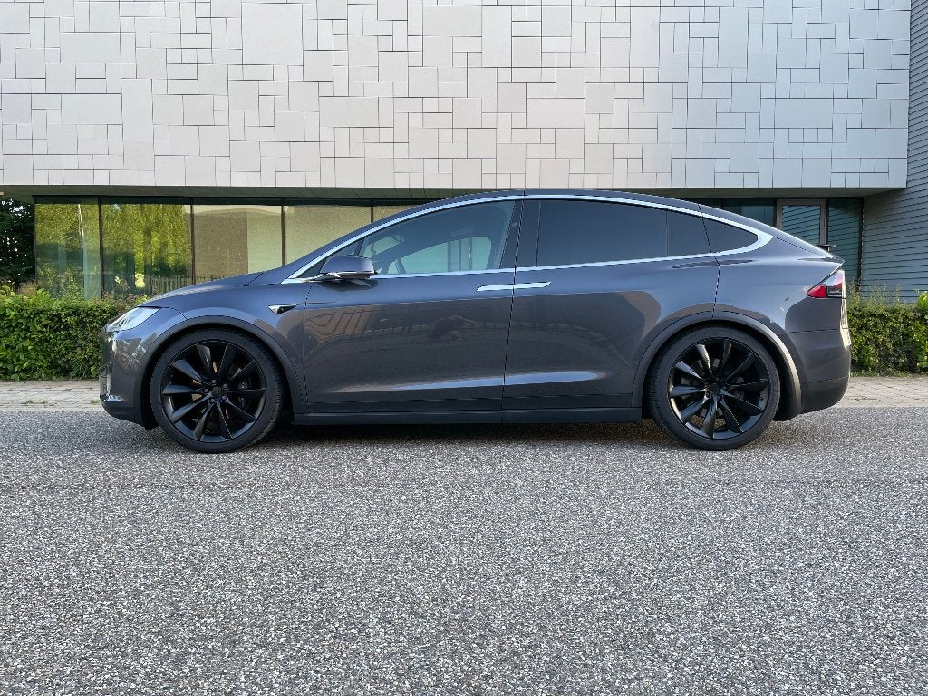 Tesla Model X 100D (batterie électrique 2025 !) Pilote /2018, Autos, Achat, Noir, 5 portes, Quatre roues motrices / 4X4