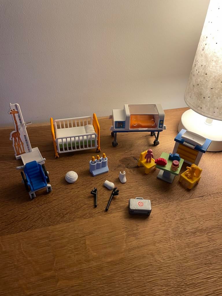 Playmobil 6295 Inrichting kinderziekenhuis, Ophalen of Verzenden, Zo goed als nieuw