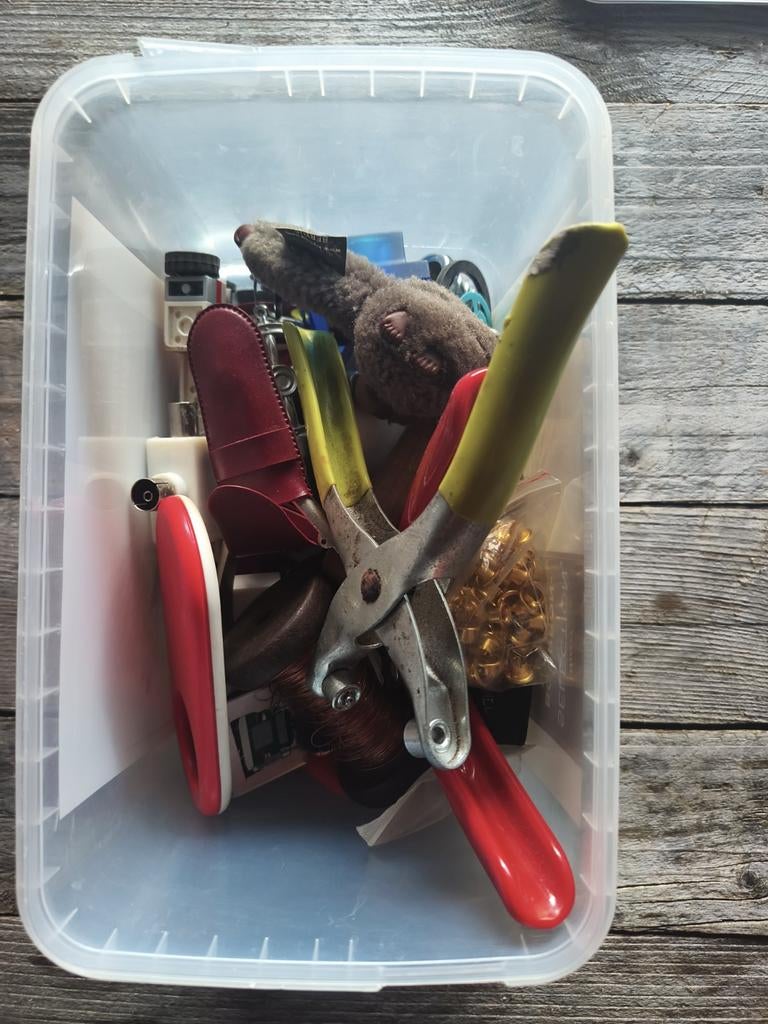 Grand lot de petits articles : loisirs, outils, pièces et, Enlèvement, Utilisé