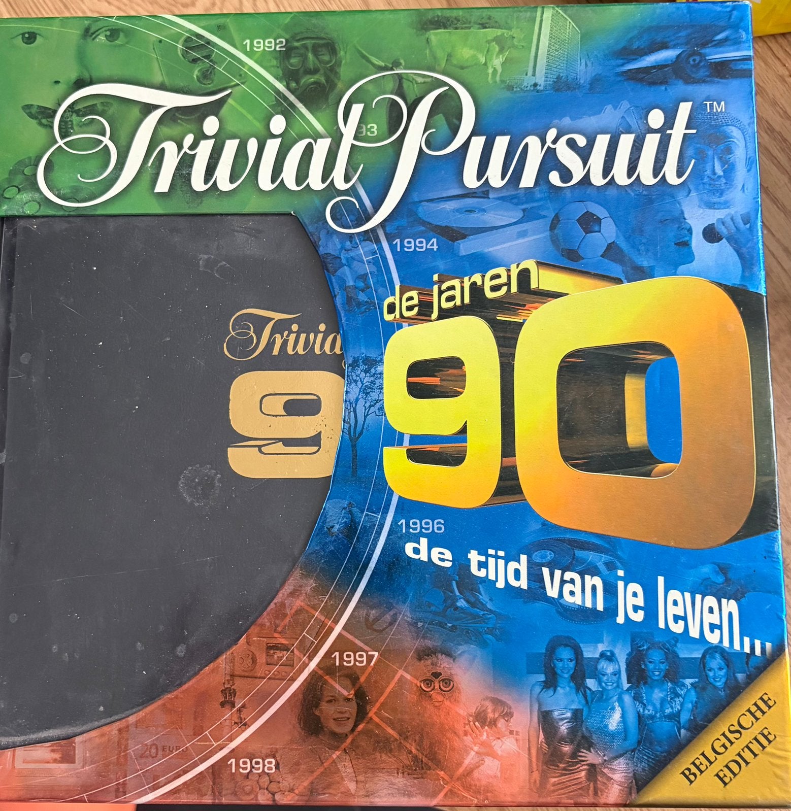 Trivial pursuit jaren 90 belgische versie, Ophalen, Zo goed als nieuw