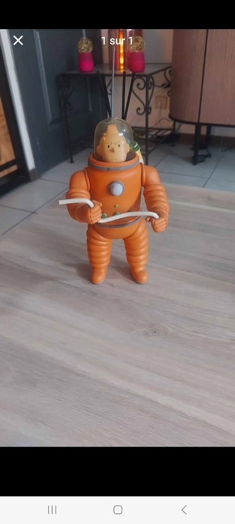 Figurine tintin  cosmonaute, Collections, Statues & Figurines, Enlèvement ou Envoi
