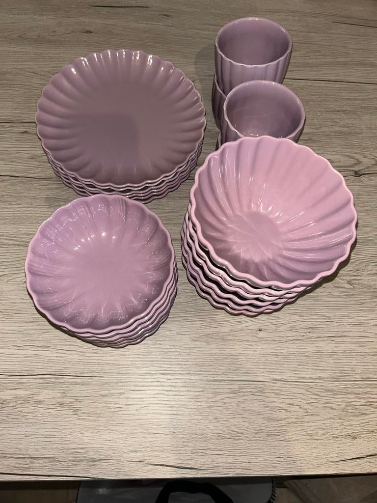 complete servies, Maison & Meubles, Enlèvement ou Envoi, Comme neuf, Assiettes(s)