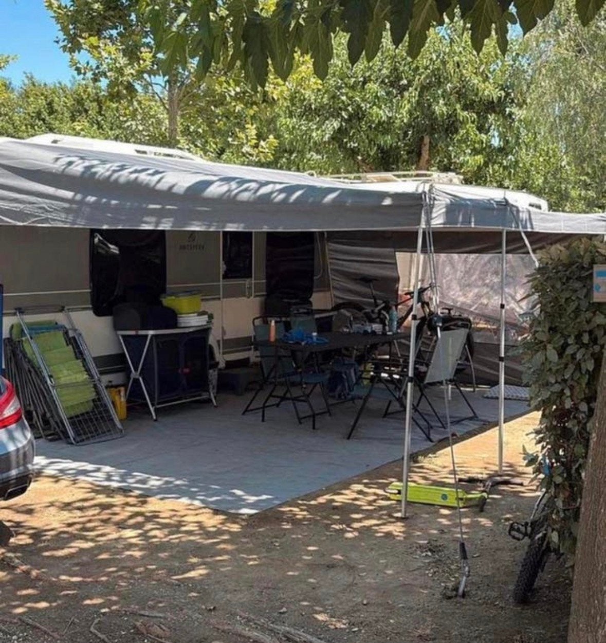 Luifel voor caravans, Ophalen, Zo goed als nieuw