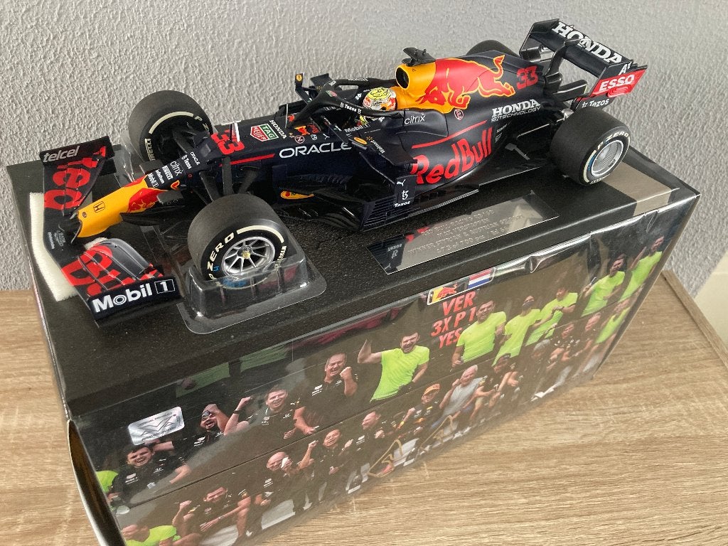 Max Verstappen editie 66 1:18 Styrian + Austrian GP 2021, Verzamelen, Ophalen of Verzenden, Nieuw, Formule 1