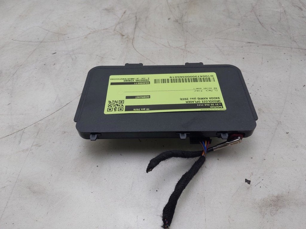 CHARGEUR DE TELEPHONE A INDUCTION (|5NA980611|), Škoda Auto Deutschland GmbH, Utilisé, Info@skoda-auto.de, Max-Planck-Straße  3-5
64331  Weiterstadt, DE