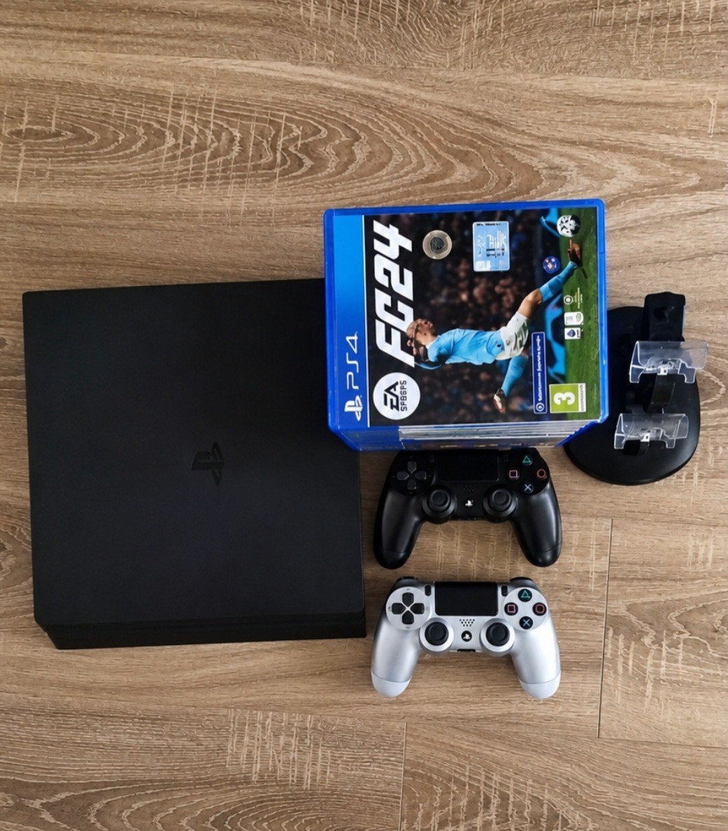 PS4, 2 manettes, 2 Jeux compris, Chargeur a deux manettes, Enlèvement, 1 TB, Original, Avec 2 manettes