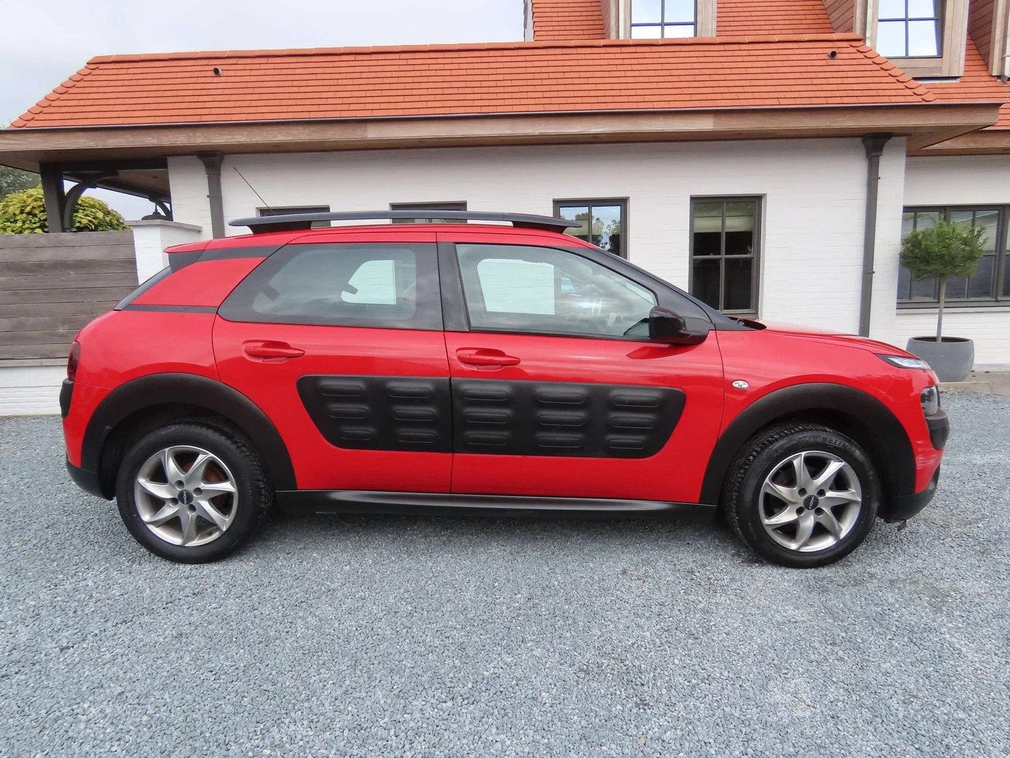 Citroën C4 Cactus C4 Cactus 1.2 PureTech Shine Edition Day, Auto's, Gebruikt, Euro 6, 1199 cc, https://public.car-pass.be/vhr/c59861e4-fb2f-4607-a59c-b96487064cf0