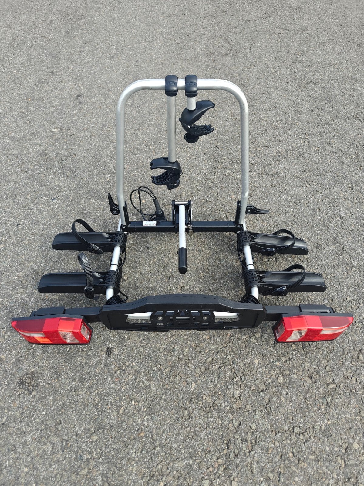 Uebler F22, vélos électriques, Autos : Divers, Porte-vélos, 2 vélos
