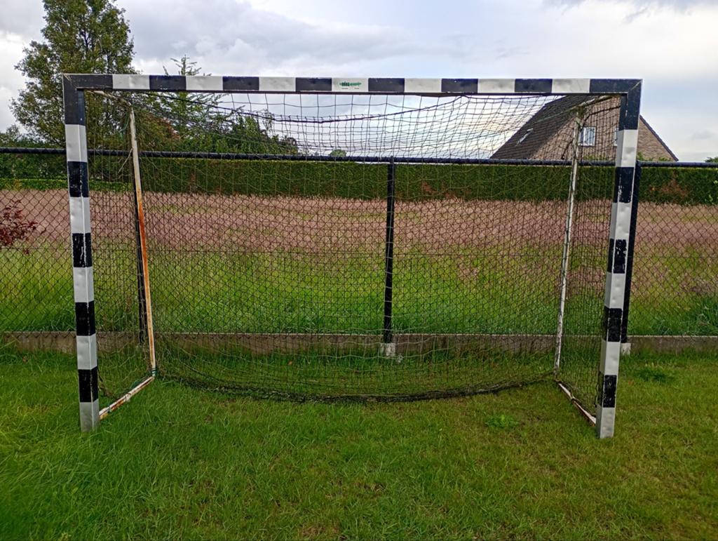 Zaalvoetbal goal, Ophalen