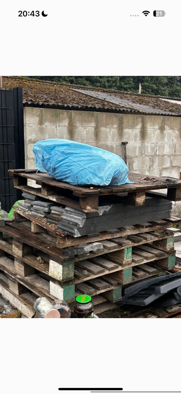 Gratis stenen pallete, Ophalen, Zo goed als nieuw
