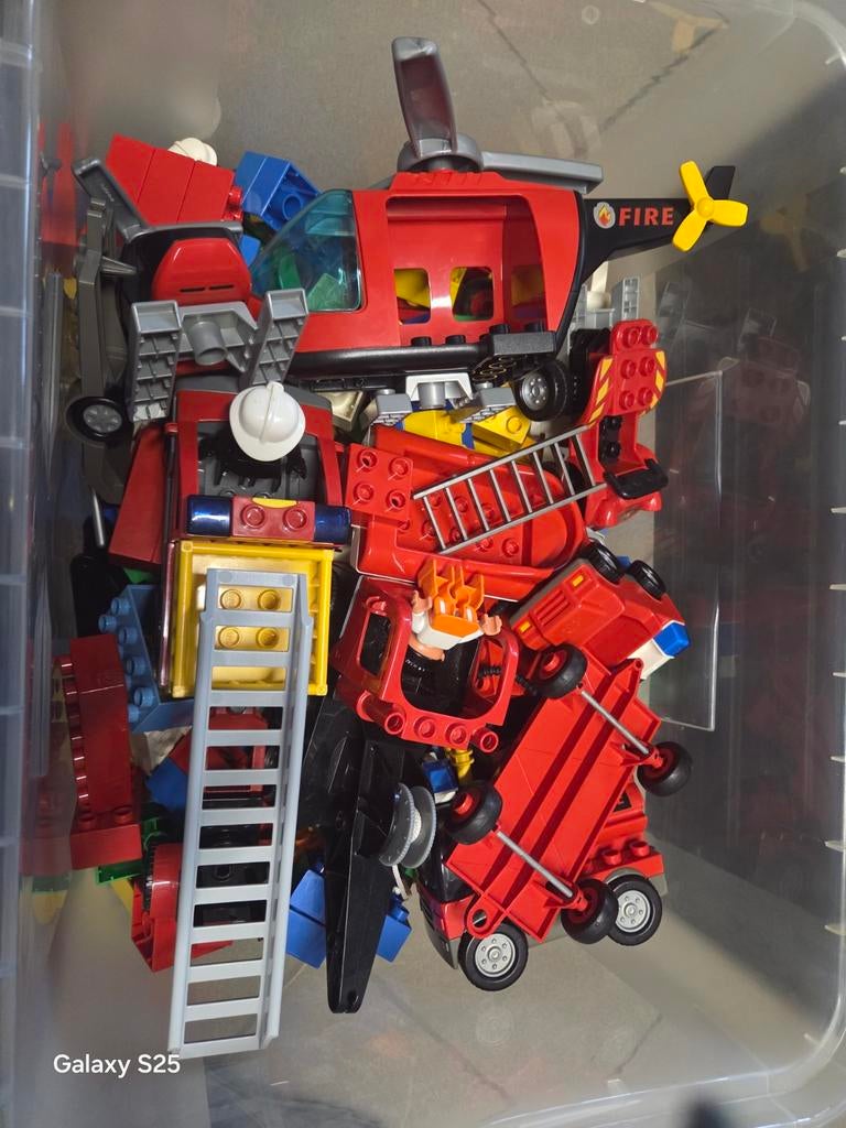 Grote bak vol met Duplo,figuren, brandweer enz, Kinderen en Baby's, Speelgoed | Duplo en Lego, Ophalen, Duplo
