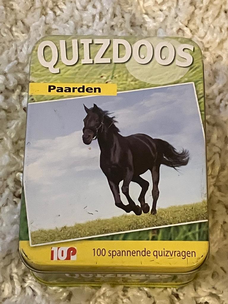 Spel - Quizdoos - Paarden, Ophalen of Verzenden, Zo goed als nieuw