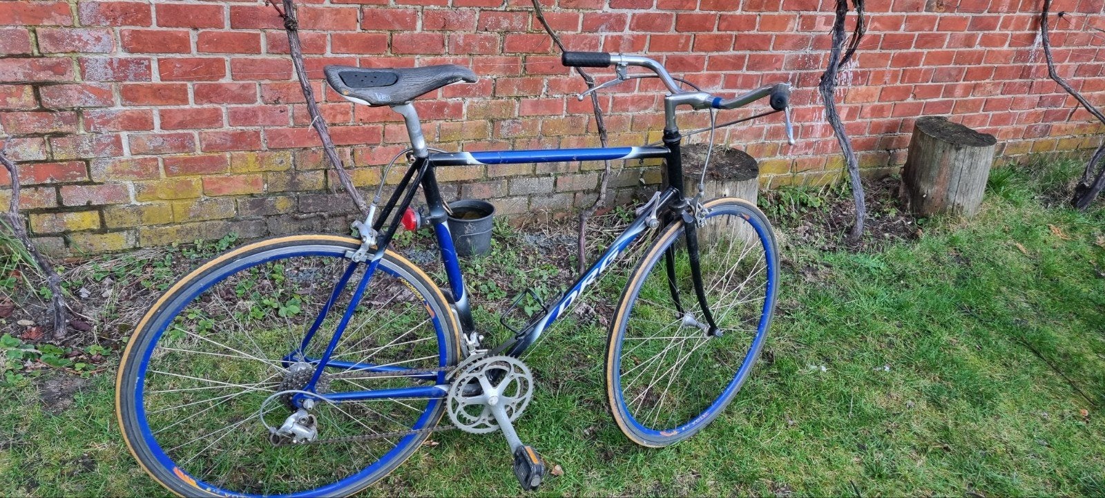 Koersfiets zeer goed staat 16.versnellingen 28.inch aluminum, Fietsen en Brommers, Ophalen of Verzenden