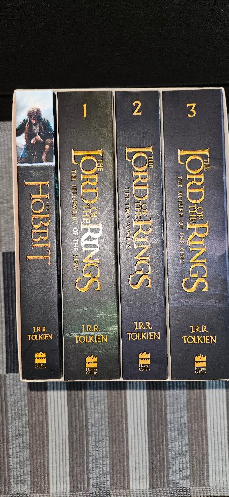 Lord of the Rings/The Hobbit (set van 4 boeken), Boeken, Ophalen, Gelezen, J.R.R. Tolkien