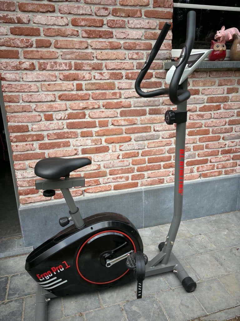 DC Athletics Ergo Pro 1 Hometrainer, Sport en Fitness, Fitnessapparatuur, Ophalen, Zo goed als nieuw, Metaal, Benen