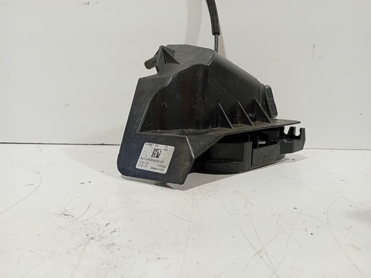 Slot mechaniek portier rechtsachter Ford B-Max, Onderdelen@venauto.nl, Van der Ven Autorecycling B.V., Ettenseweg 76, 4706 PB Roosendaal, The Netherlands